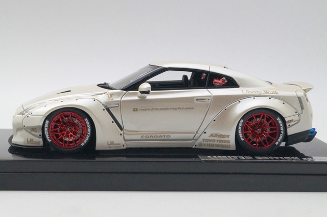 ����17B04-06 onemodel 1/43 ���� LB Work R35 Ducktail  �ѡ���ۥ磻��