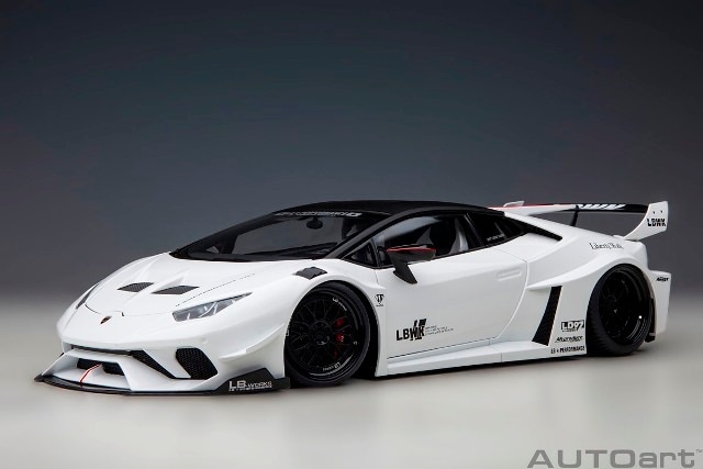 新品 79125 オートアート 1/18 リバティーウォーク LB-シルエット
