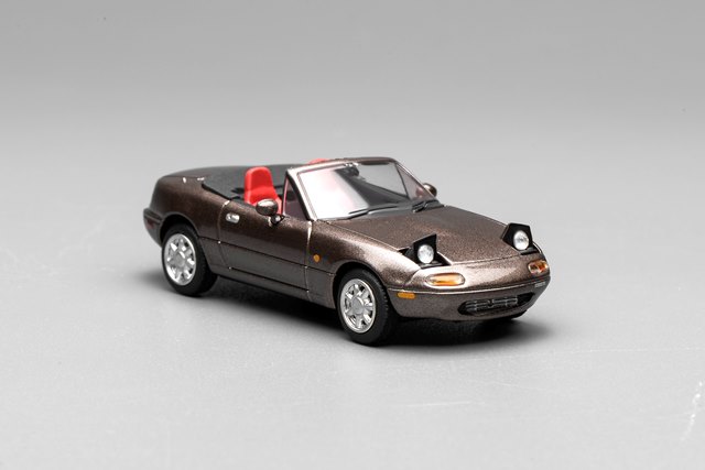 新品 M60207R モーターヘリックス 1/64 マツダ Eunos Roadster (NA) 右