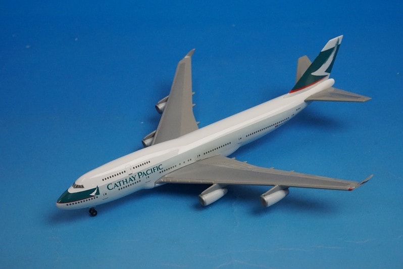 1/500 B747-400 キャセイパシフィック B-HUI ＊ディスプレイケース