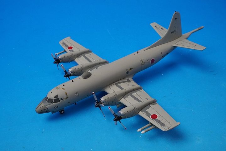 全日空商事 1/200 P-3C 海上自衛隊 VP-5 TIDA滑走路プレート付 全日空商事 1/200 P-3C 海上自衛隊 VP-5 TIDA滑走路プレート付
