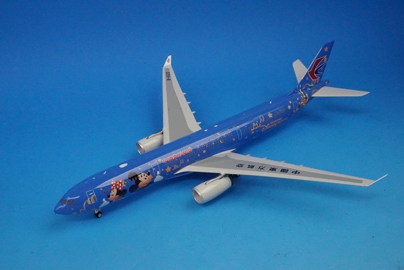 1/200 A330-300 チャイナイースタン 中国東方 ディズニー塗装 B-6120