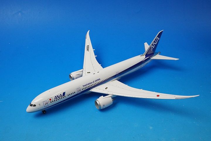 全日空商事 ANA B787-9 ギアつき 空中姿勢 JA830A 1/200 B787-9 ANA ナイン ギアつき 空中姿勢 JA830A [NH20069