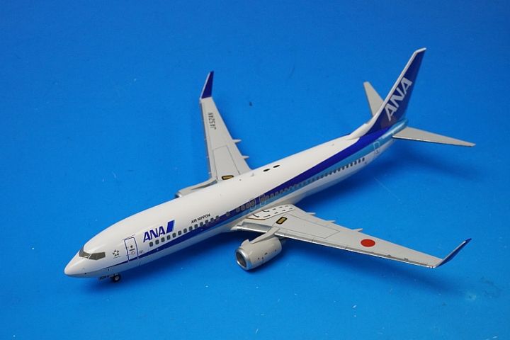 ANA  737-800飛行機模型　激レア ANA 737-800飛行機模型 激レア - メルカリ