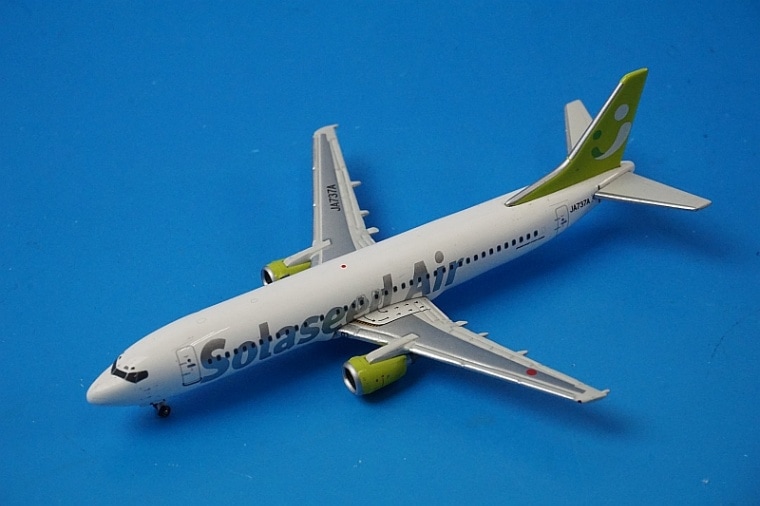 【廃盤レア】ソラシドエア 模型 JA737A 1/100 B737-400 廃盤レア】ソラシドエア 模型 JA737A 1/100 B737-400