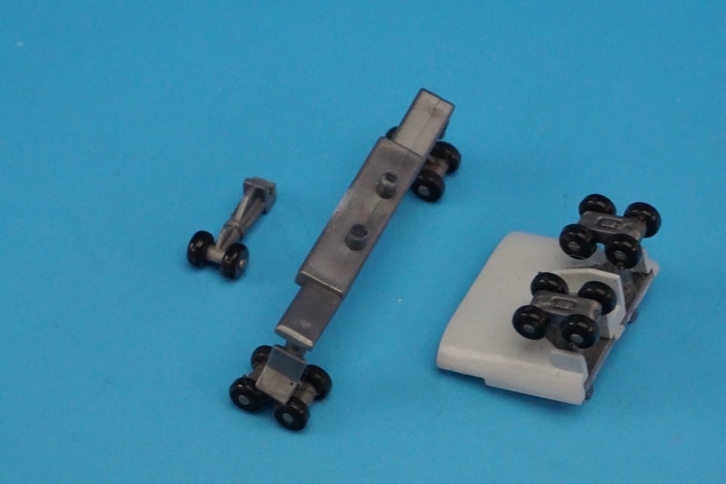 1/400 B747-400 パーツ取り用 ノーズギア＆ランディングギア