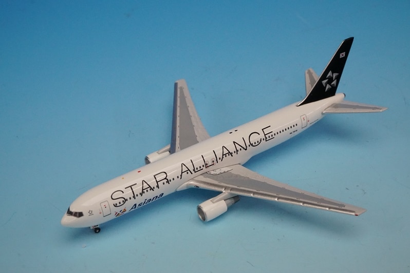 1/500 B767-300 アシアナ スタアラ/スターアライアンス HL7516 ［5