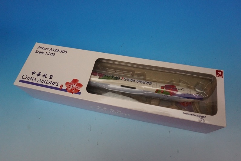 1/200 A330-300 チャイナ 胡蝶蘭 B-18305 [4036] ホーガン/中古