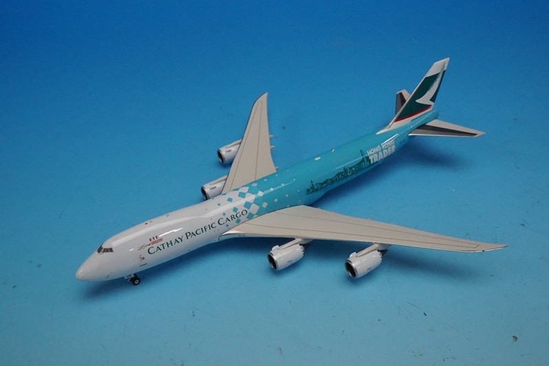 1:400 Review: Cathay Pacific Boeing 747-8F B-LJA Interactive
