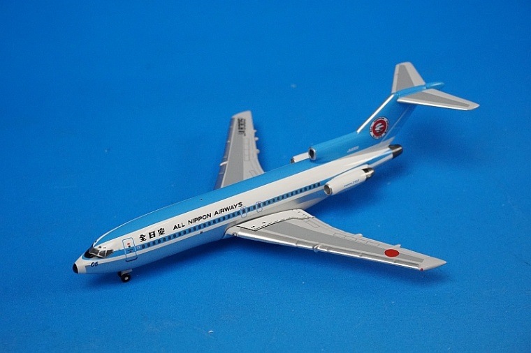 【未使用】全日空商事　1/400 B727-100モヒカンルック JA8305 1/400 B727-100 ANA モヒカンルック JA8305 アエロクラシックス