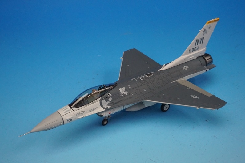 1/72 F-16 戦闘機 プリモ デモチーム 米空軍 三沢基地 カリバー