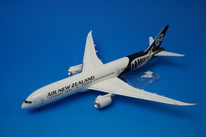 ヘルパ　飛行機模型　ニュージーランド航空　B787-9 1/500 Herpa Wings 787-9 ニュージーランド航空 ZK-NZF 1/500 [527873]