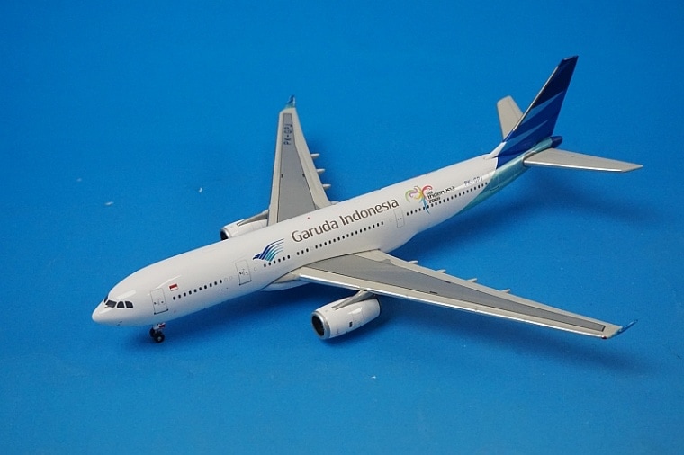 ガルーダ・インドネシア航空 エアバスA330-200 1/100模型 ガルーダ・インドネシア航空 エアバスA330-200 1/100模型 - メルカリ