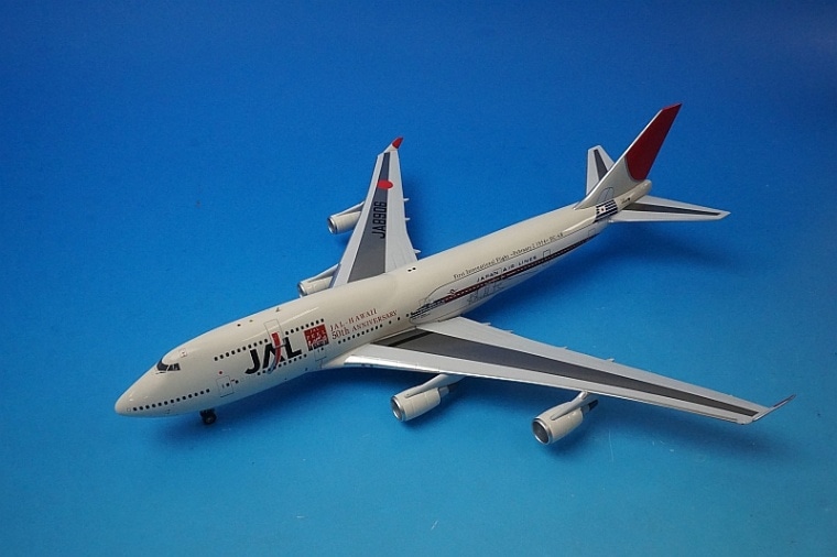 グランドセール 漫画 国際線就航50周年 BOEING747-400 1/200 未組立て （1/200 B747 航空機・ヘリコプター
