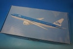 1/100 B777-200 KLM  PH-BQJ ¾/