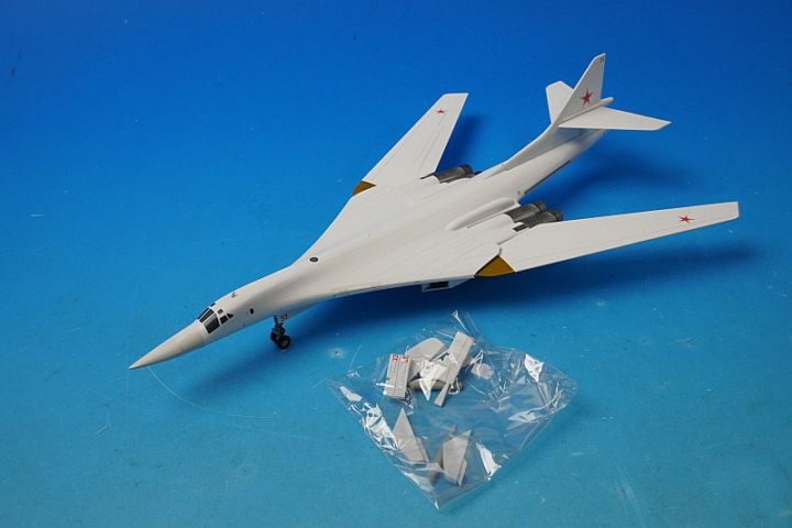 HERPA 1/200 Tu-160 Blackjack ソビエト空軍 1/200 Tu-160 ブラックジャック ソビエト空軍 第184親衛重爆撃連隊