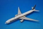 1/400 B777-300ER ���󥬥ݡ��� 9V-SNC ��04330�� �ե��˥å���/���