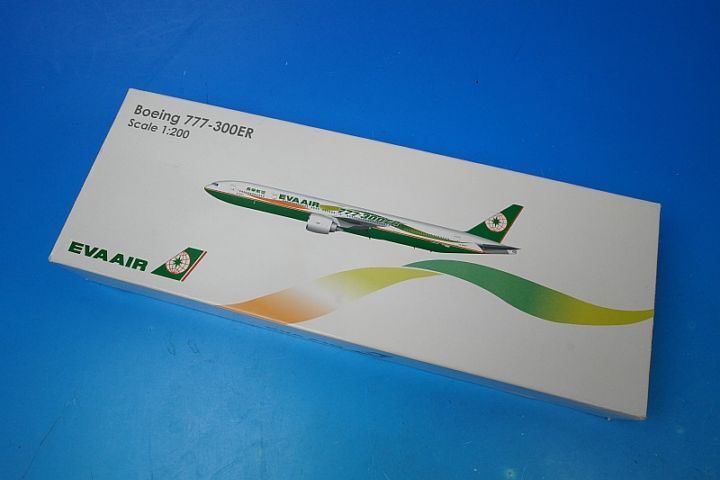 1/200 B777-300ER エバエアー B-16701 [3213] ホーガン/中古