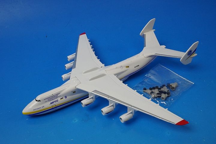 1/400 アントノフ An-225 ムリーヤ アントノフ設計局（ソ連） UR-82080