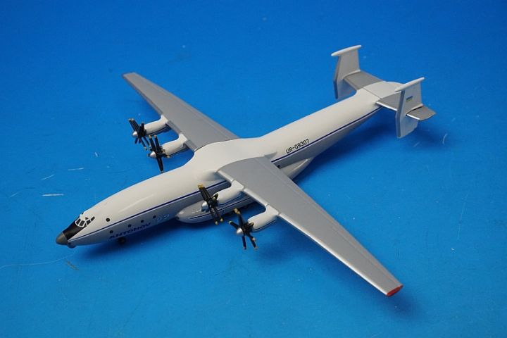 1/500 アントノフ An-22A アントノフエア（アントノフ航空機製造） 90