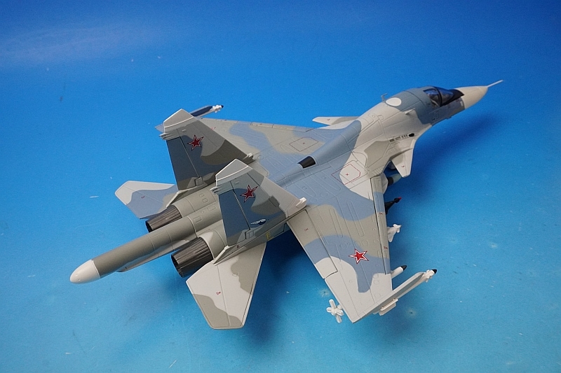 ワールドエアクラフトコレクション　1/72 スホーイ Su-34 フランカー 1/72 スホーイ SU-34 ストライクフランカー 戦闘爆撃機 ロシア