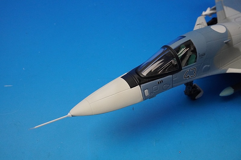 1/72 スホーイ SU-34 ストライクフランカー 戦闘爆撃機 ロシア
