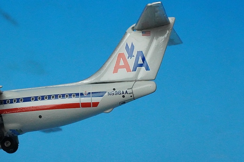 1/400 BAe146/RJ-85 AA ����ꥫ�� N696AA ��GJAAL759�� �����ߥ�/���
