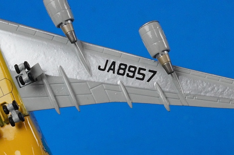 1/400 B747-400 ANA �ݥ���� �ԥ����奦������ JA8957 �֥롼�ܥå���/���