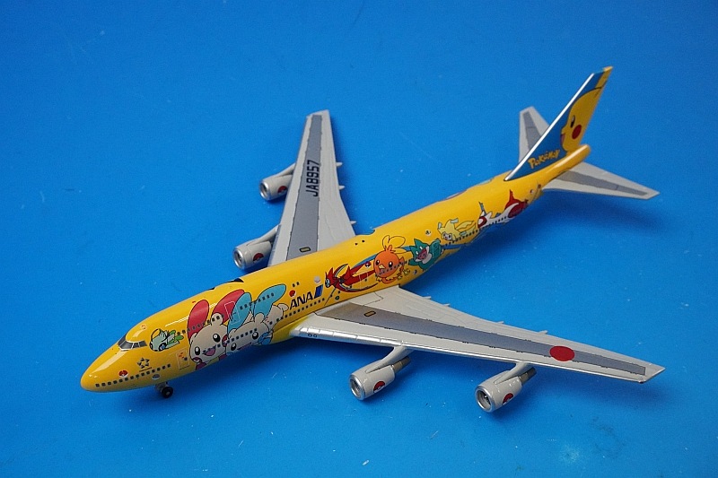 1/400 B747-400 ANA �ݥ���� �ԥ����奦������ JA8957 �֥롼�ܥå���/���