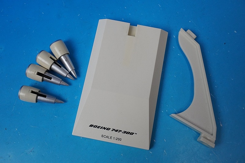 1/200 B747-300 JAA ���ܥ����� �ǽ����� 00ǯ�� JA8189 ��BJE2060�� JALUX/���