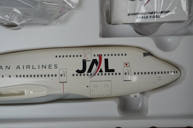 JTA商事 1/200 JAL B747-400 未組立て JTA商事 1/200 JAL B747-400 未組立て