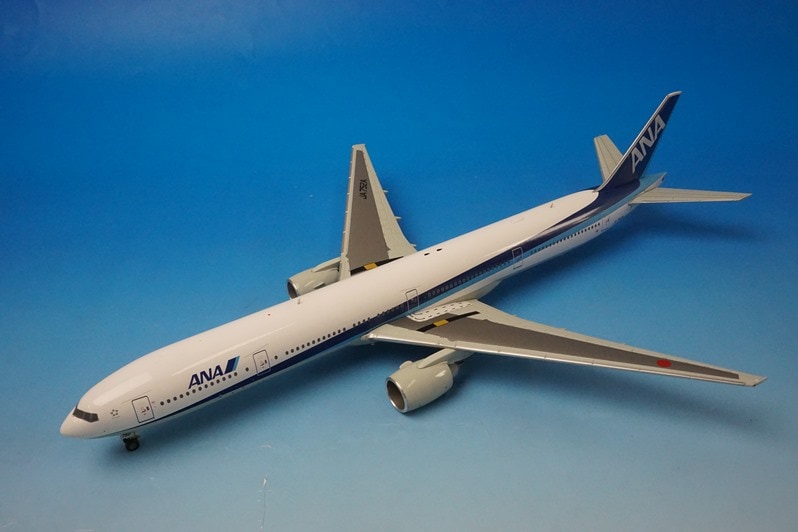 jcウィングス　B777 ANA 特別塗装機体モデル 1/200 jcウィングス B777 ANA 特別塗装機体モデル 1/200