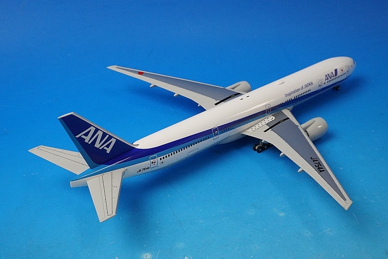 1/200 B777-300 ANA WiFiレドーム・ギア付 JA754A ［NH20097] 全日空