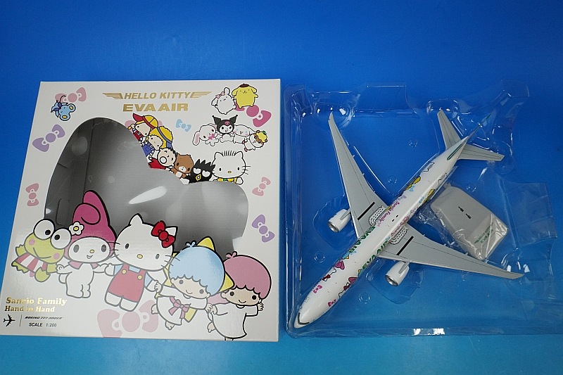 1/200 B777-300ER ���Х����� ����ꥪ �ե��ߥ꡼ Hand in Hand/�ϥ�ɥ���ϥ�� B-16703 ��0625] �ۡ�����/���