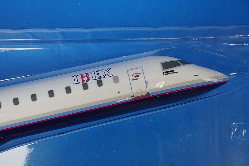 1/100 CRJ-700 IBEX アイベックスエア JA11RJ ［FW10013］ エバー