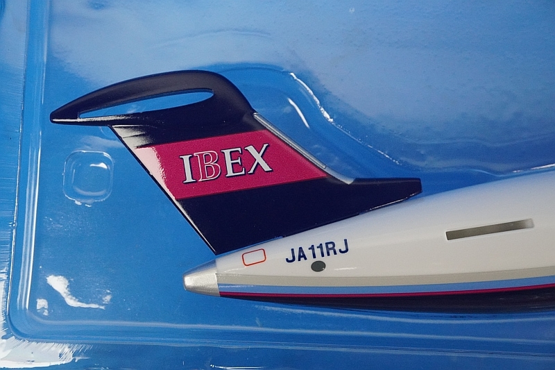 1/100 CRJ-700 IBEX アイベックスエア JA11RJ ［FW10013］ エバー
