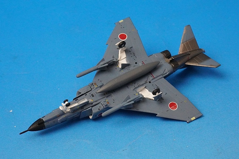 1/200 F-4EJ改 第8飛行隊 青系迷彩 93式空対艦誘導弾装備