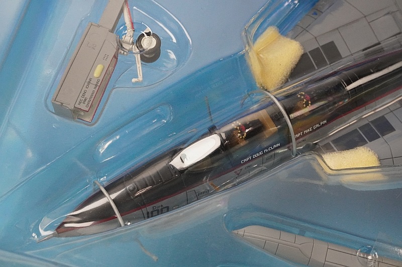 1/72 F-14A �ȥ७��å� VF-154 �֥�å��ʥ��� NF100 2000ǯ [587908] CENTURY WINGS/���