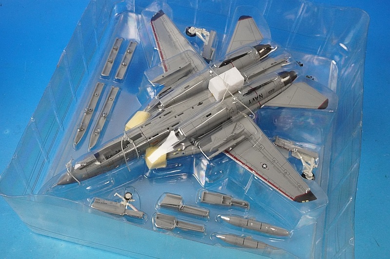1/72 F-14A �ȥ७��å� VF-154 �֥�å��ʥ��� NF100 2000ǯ [587908] CENTURY WINGS/���