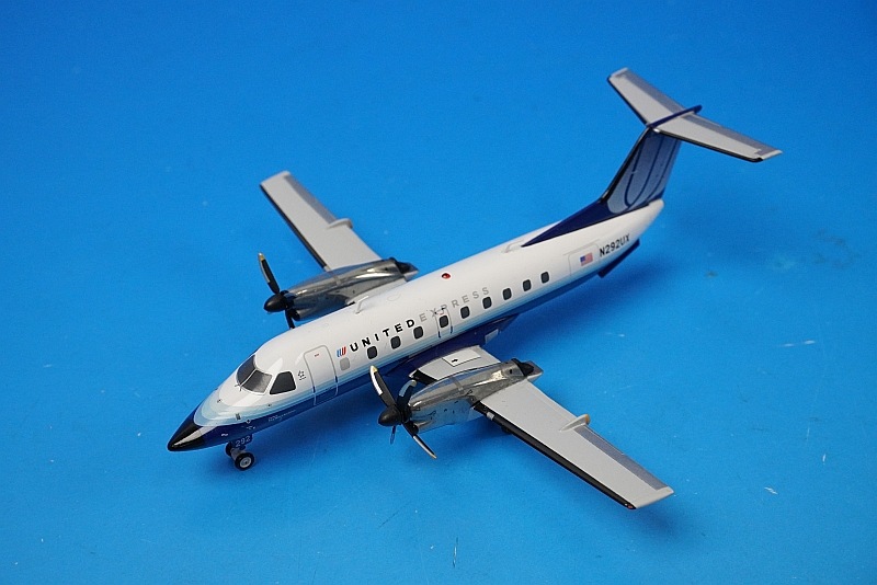 1/200 エンブラエル EMB-120 ユナイテッドエクスプレス N292UX