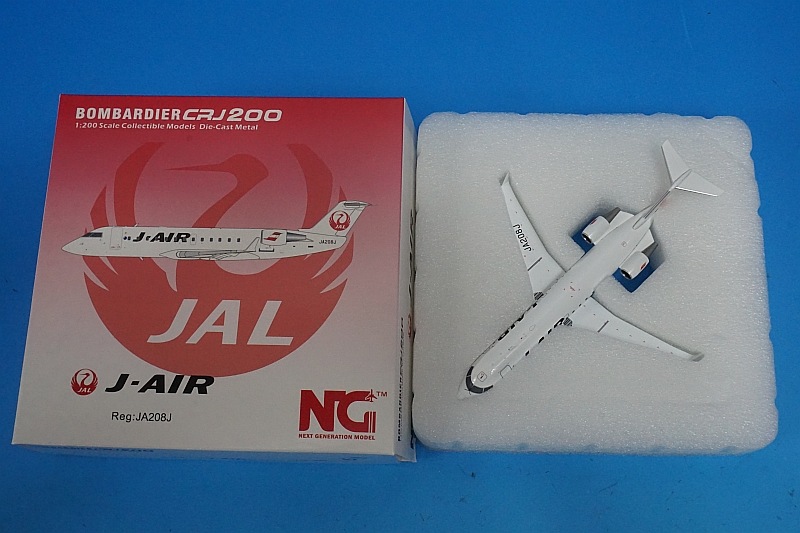 1/400 ボンバルディア CRJ200 J-AIR ジェイエア JA208J [52030］ NG