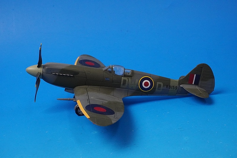 1/48 スピットファイア MK.XIVc ブリティッシュエース イギリス空軍
