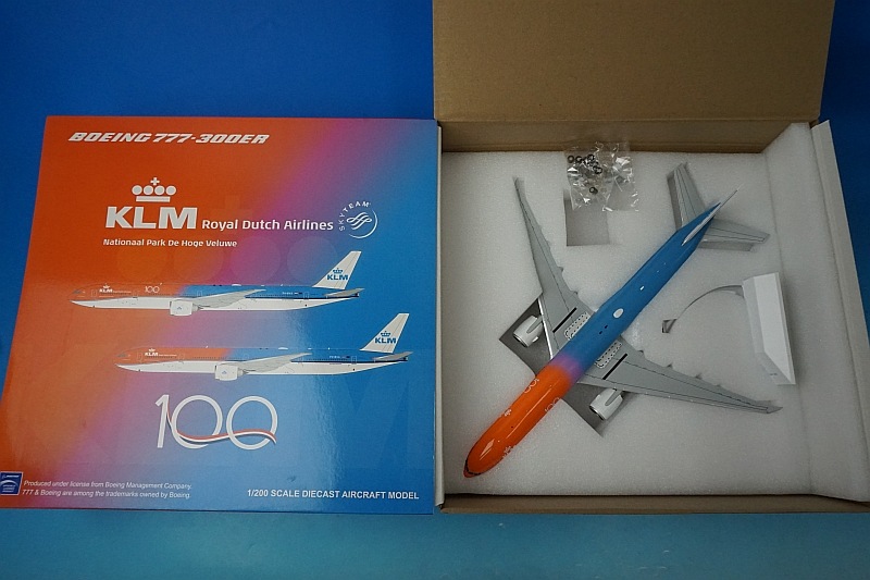 1/200 B777-300ER KLM オランダ Orange Pride 100years Logo PH-BVA