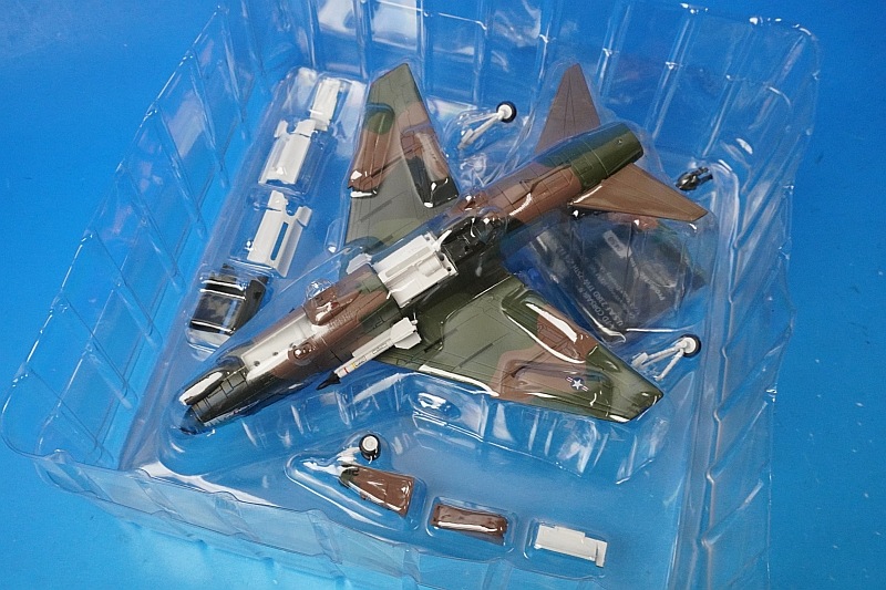 1/72 A-7D ����ꥫ���� ��23�����Ʈ�Ҷ��� ��75�����Ʈ������ ���󥰥��ɴ��ϡ��륤�����ʽ� EL218/#72-0218 ��001632] CENTURY WINGS/���