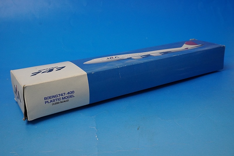 1/250 B747-400 JAA 日本アジア JA8910 その他/中古｜｜飛行機模型