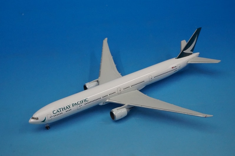 キャセイパシフィック航空　777−300ER   1/500 模型　新品 1/500 B777-300ER キャセイパシフィック B-KPM その他/中古