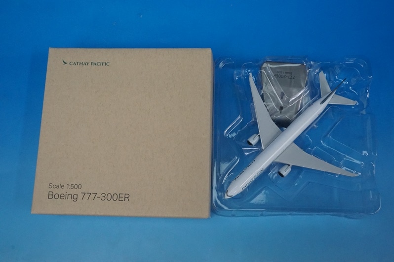 キャセイパシフィック航空　777−300ER   1/500 模型　新品 Amazon.co.jp: キャセイパシフィック航空 ボーイング777-300
