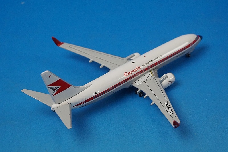 ガルーダ　インドネシア 航空機モデル 1/100スケール B737-800NG ガルーダインドネシア航空 B737-800 ポケモン塗装 1/400 - メルカリ
