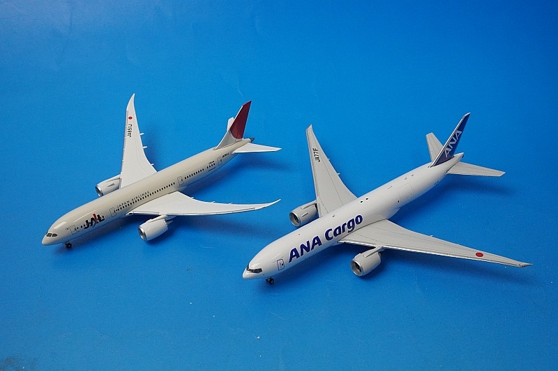 1/400 B787-8 JAL アーク塗装 JA851J＆B777-200LRF ANAカーゴ JA771F