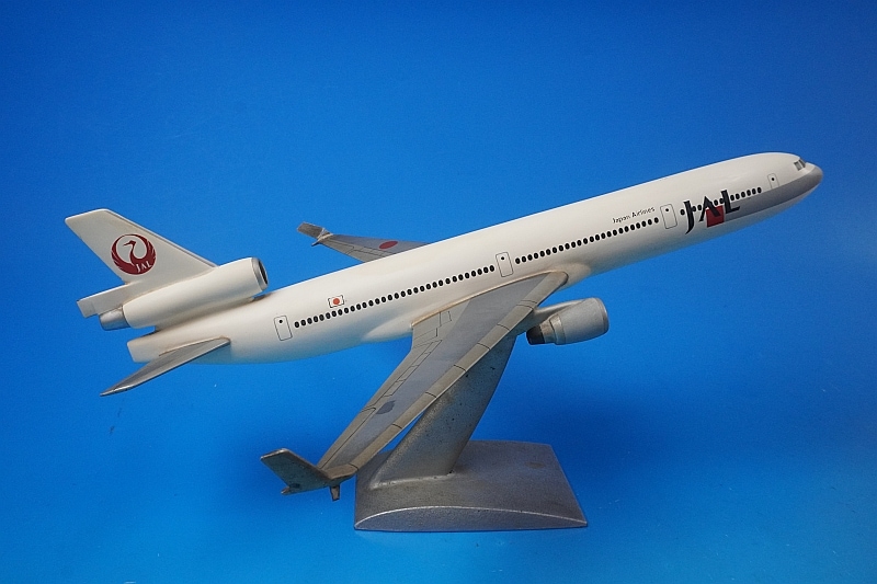 童友社１／１００ＪＡＬ日本航空ＤＣ－１０二代目鶴丸塗装プラモデル中古品 童友社1／100JAL日本航空DC－10二代目鶴丸塗装